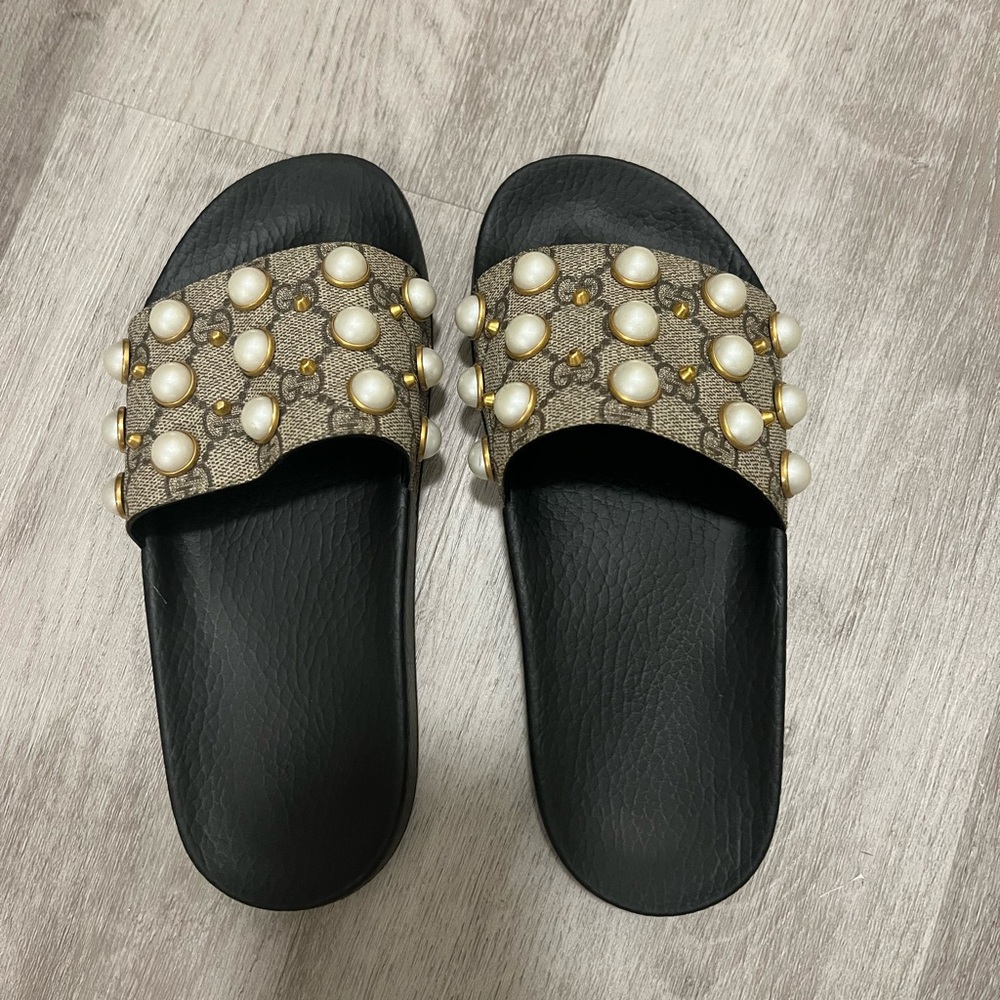 Gucci Black and Gold Pearl Embellished Sandals